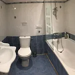 בית נופש Maison Aveyron Avec Piscine Bord De *